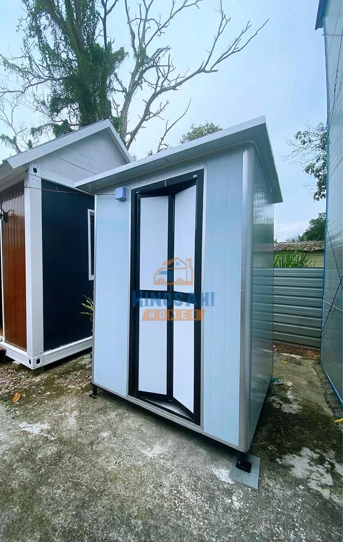 Foto projek rujukan Kinosaki untuk Outdoor Portable Toilet; bukan gambar model khusus